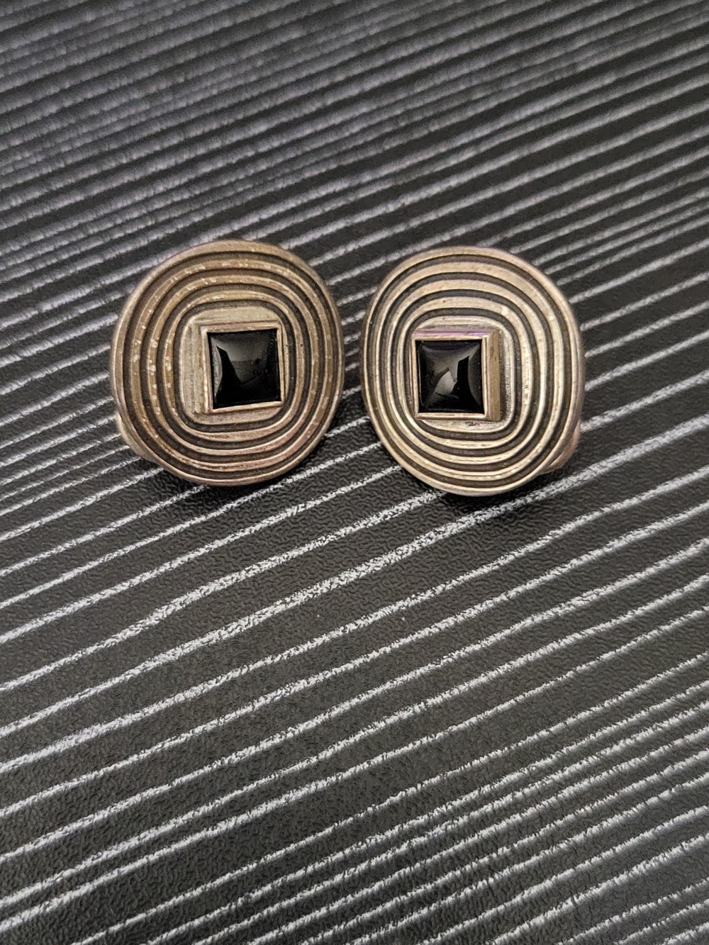 James Avery VERY RARE RETIRED Square Black Onyx Swirl Earrings